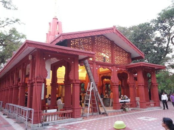 Sarasbaug temple interior