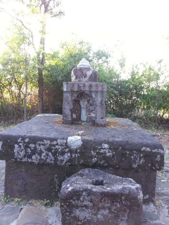 Tanaji Malusare memorial on Sinhgad.jpg