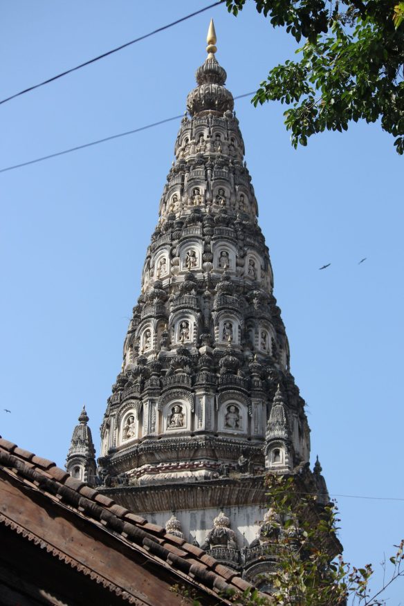 tulshibag-ram-mandir-kalas